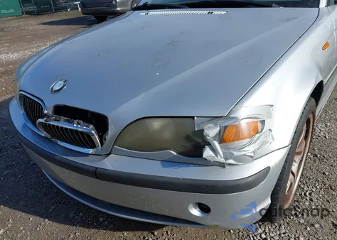 2002 BMW 325Xit z USA, uszkodzony, nr VIN WBAEP33482PF00144